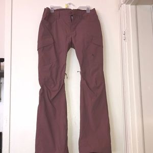 Burton Gloria Gore-tex Snow Pants. Rose brown color. Size medium. Brand new!